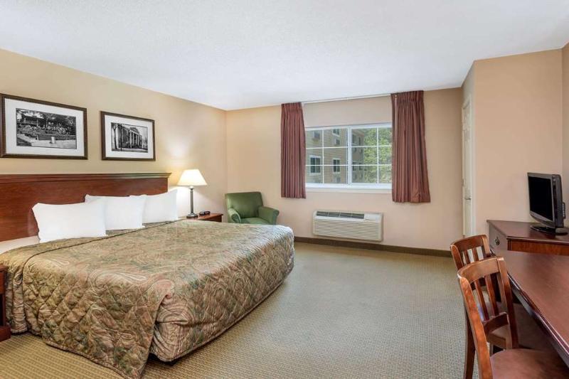 Sleep Inn & Suites Columbus Near Fort Benning Eksteriør bilde